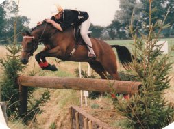 Charmer competes in Gosling cup pony club